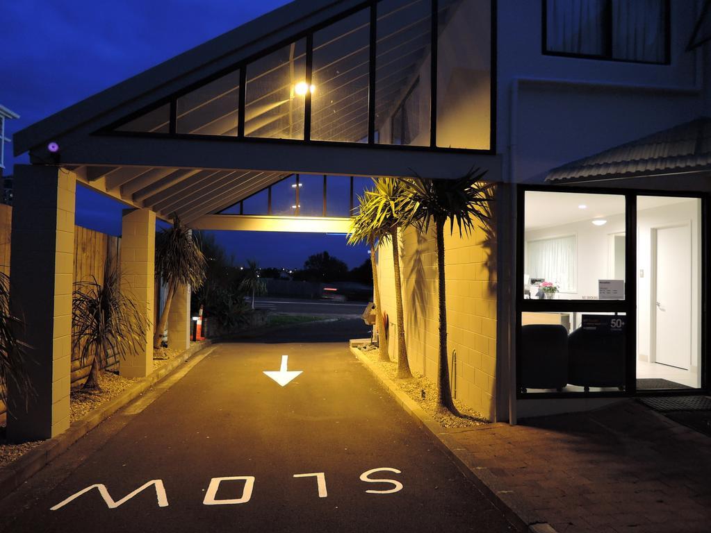 Anzac Court Motel Auckland Buitenkant foto